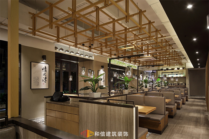 專業(yè)的成都餐廳裝修公司有哪些裝修技巧呢？